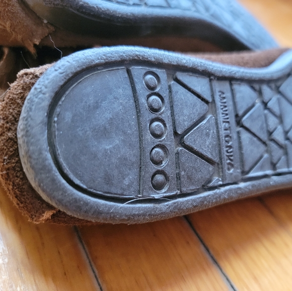 Minnetonka Moccasin - Picture 6 of 6
